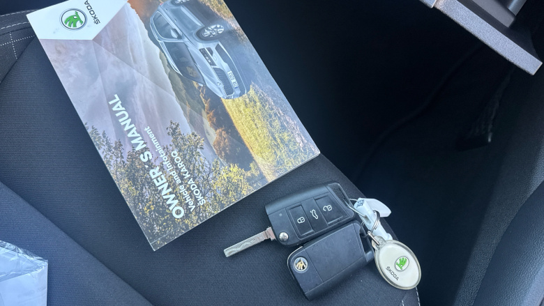 Skoda Karoq 1.6 TDI SE 5dr Diesel Estate